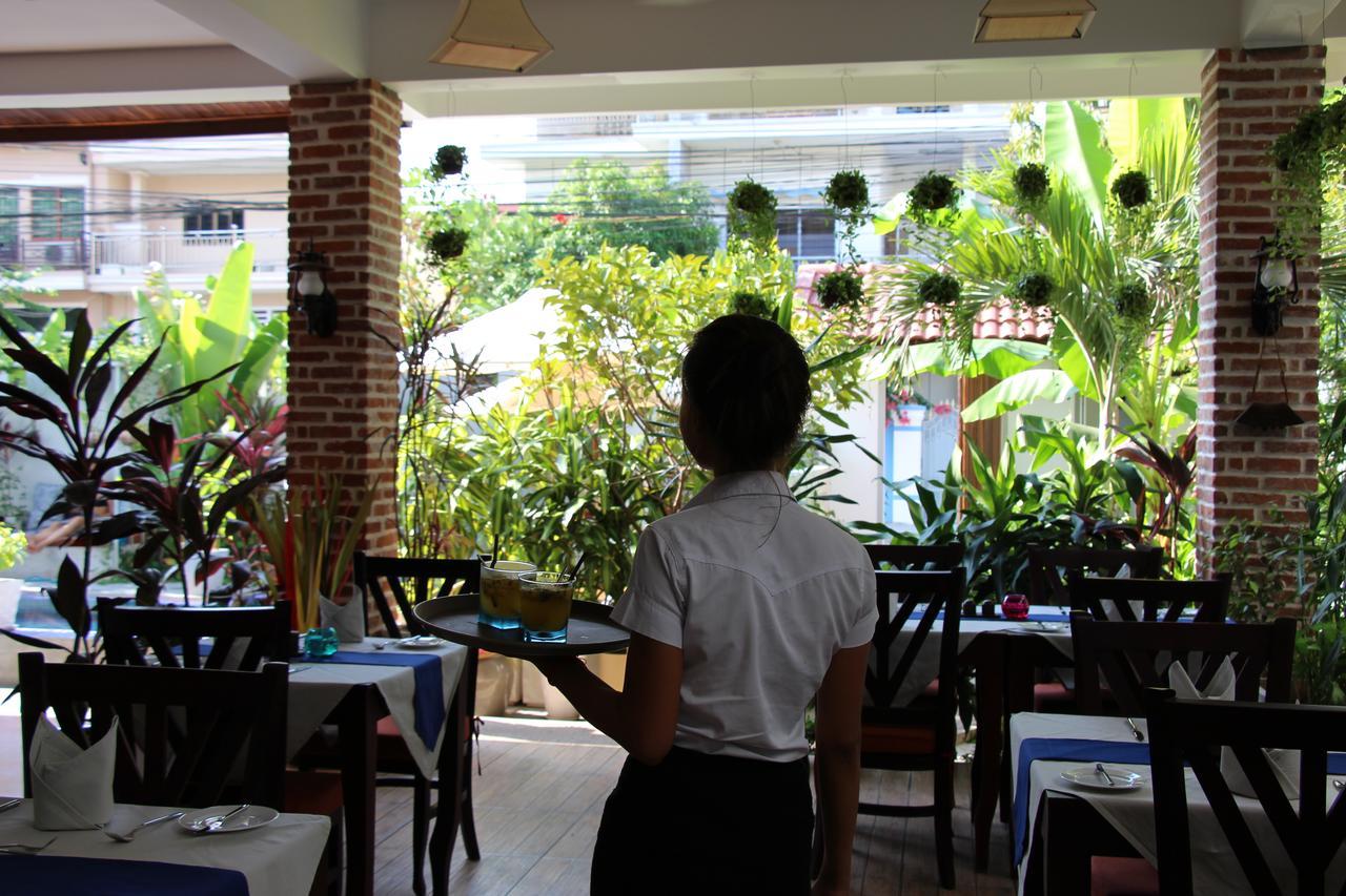 Vmansion Boutique Hotel Phnom Penh Esterno foto